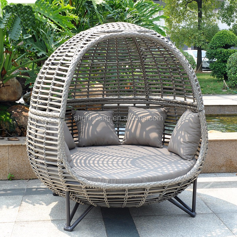 Tempat Tidur Santai Kanopi Pat - Outdoor Daybed Furniture ulasan dan harga